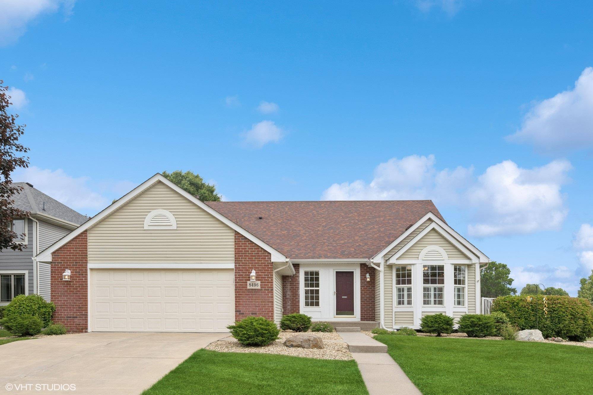 Inver Grove Heights, MN 55076,8496 Brewster AVE