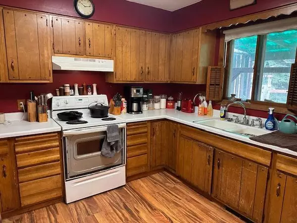 Babbitt, MN 55706,38 Locust DR