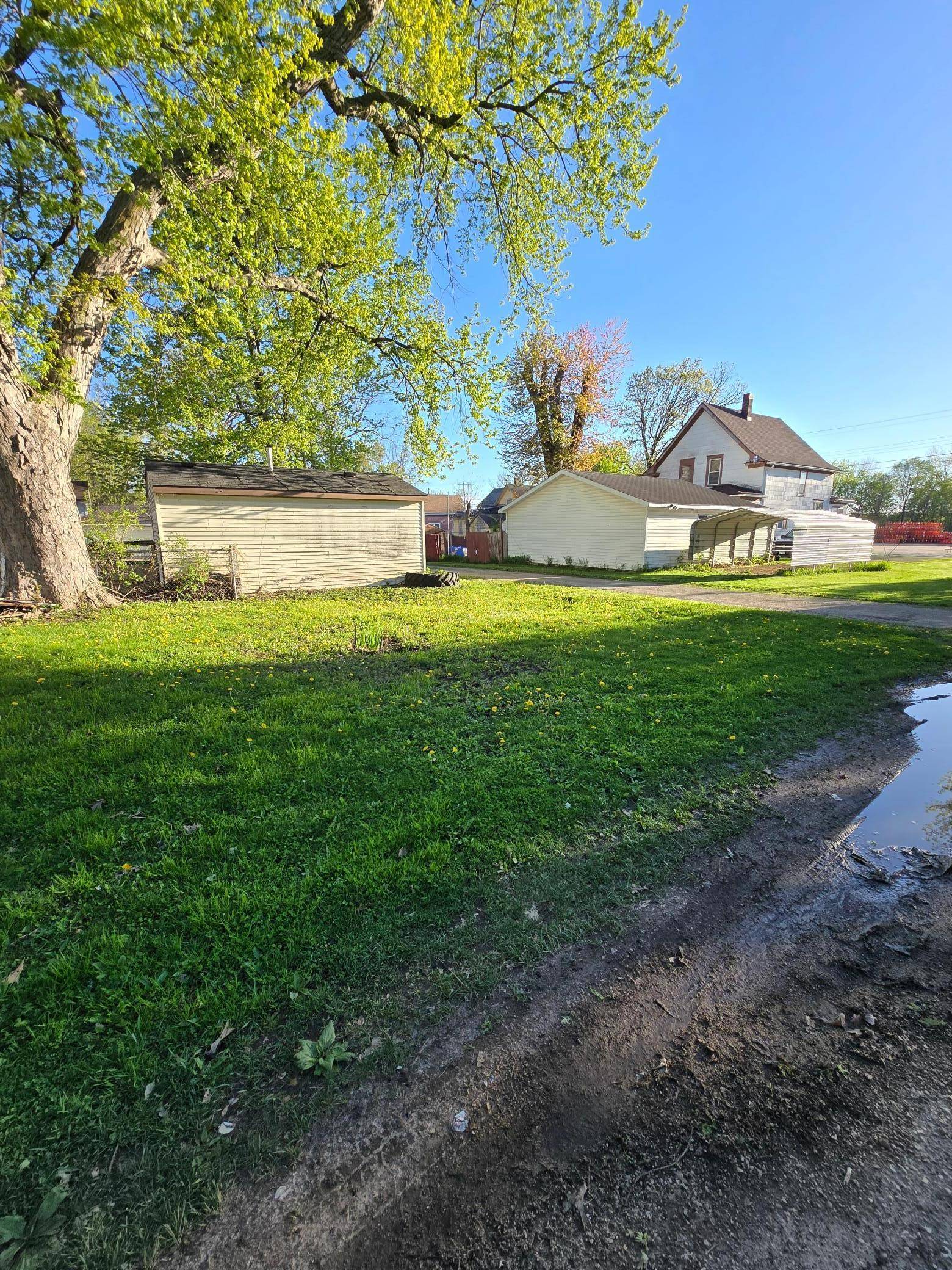 Albert Lea, MN 56007,922 Jefferson AVE