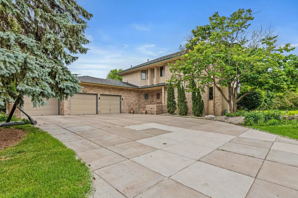 Brooklyn Park, MN 55443,3817 Dunbar CT N