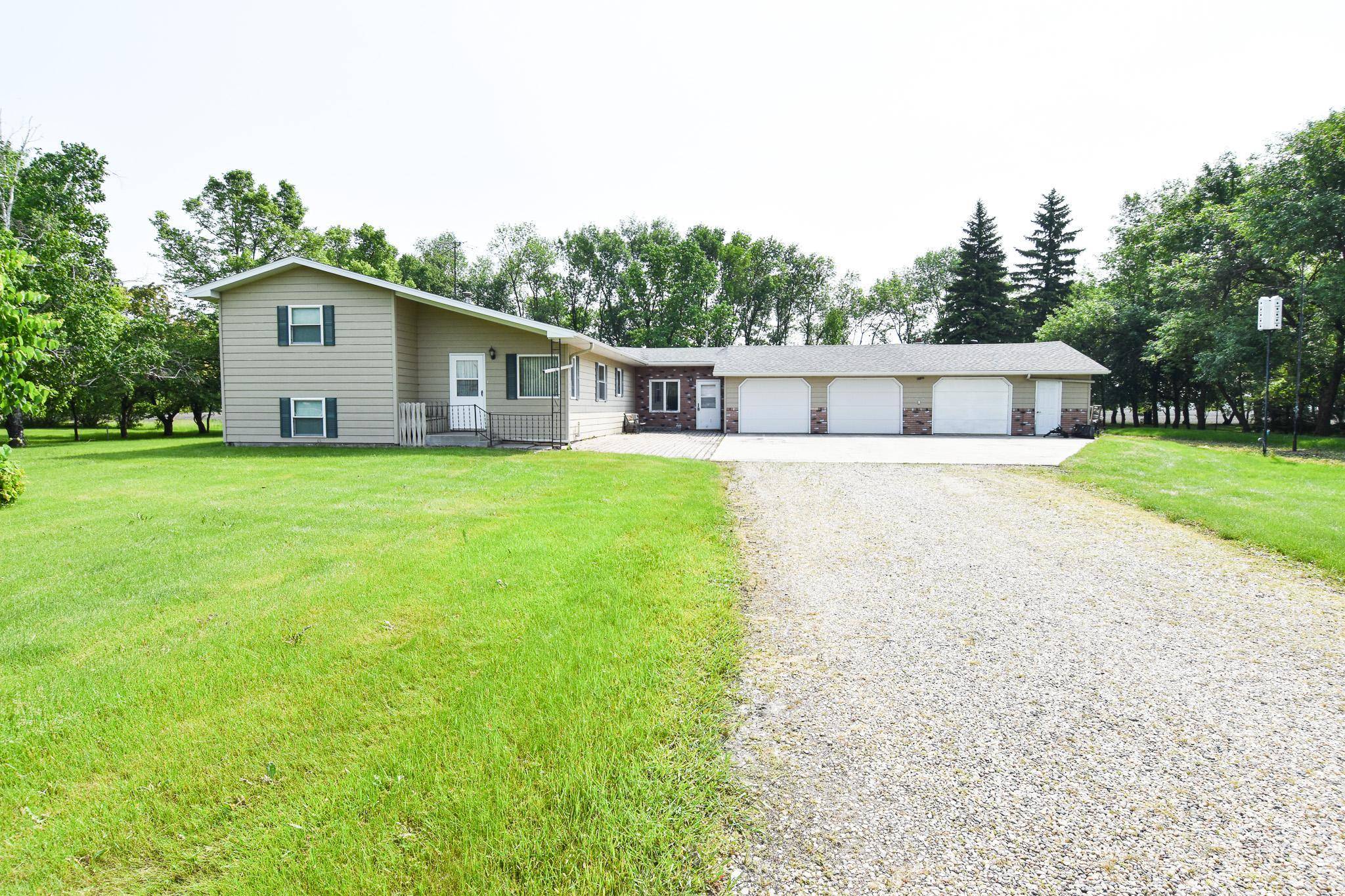 Warren, MN 56762,21840 320th AVE NW