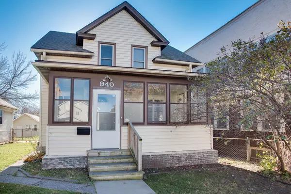 Saint Paul, MN 55104,940 Edmund AVE