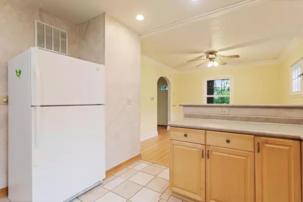 Saint Cloud, MN 56304,332 Riverside DR NE
