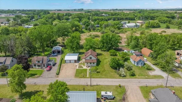 Holdingford, MN 56340,741 Riverside RD