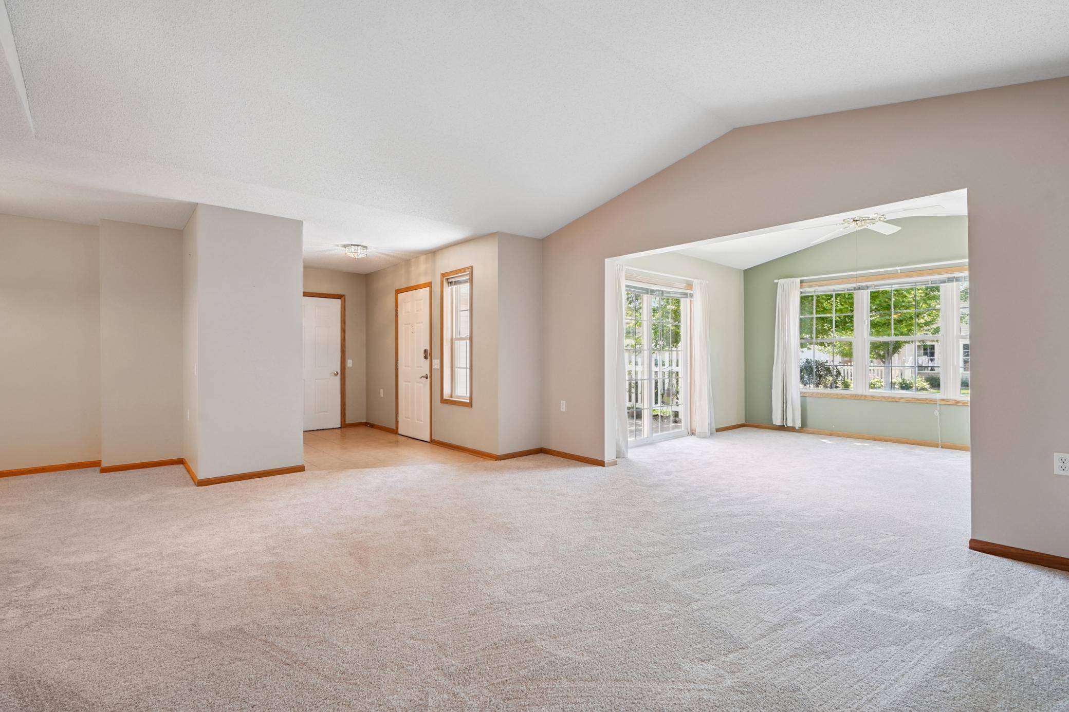 Inver Grove Heights, MN 55077,6855 Blackhawk TRL #22