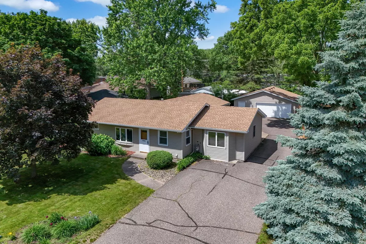 Hastings, MN 55033,1620 Oak ST