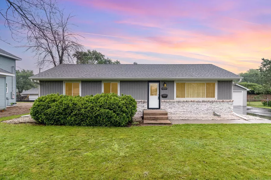 10209 Clinton AVE S, Bloomington, MN 55420