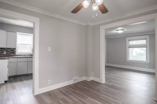 Saint Paul, MN 55106,938 Cypress ST