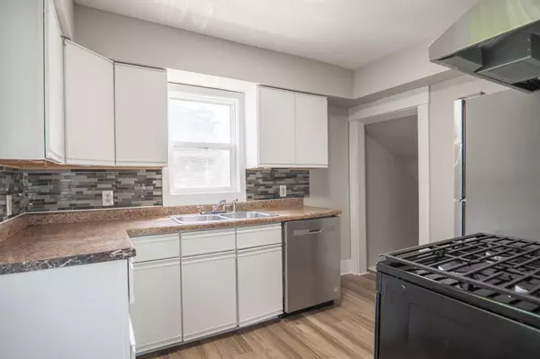 Saint Paul, MN 55106,938 Cypress ST