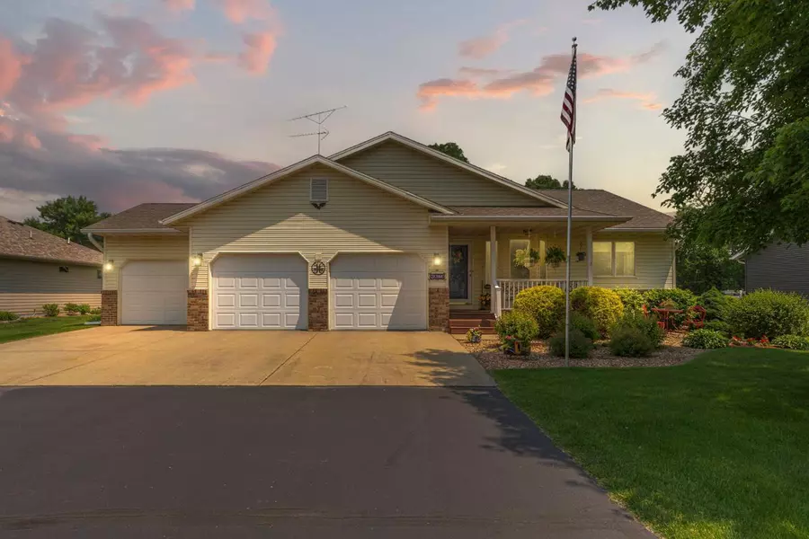 4820 Echo CT, Faribault, MN 55021