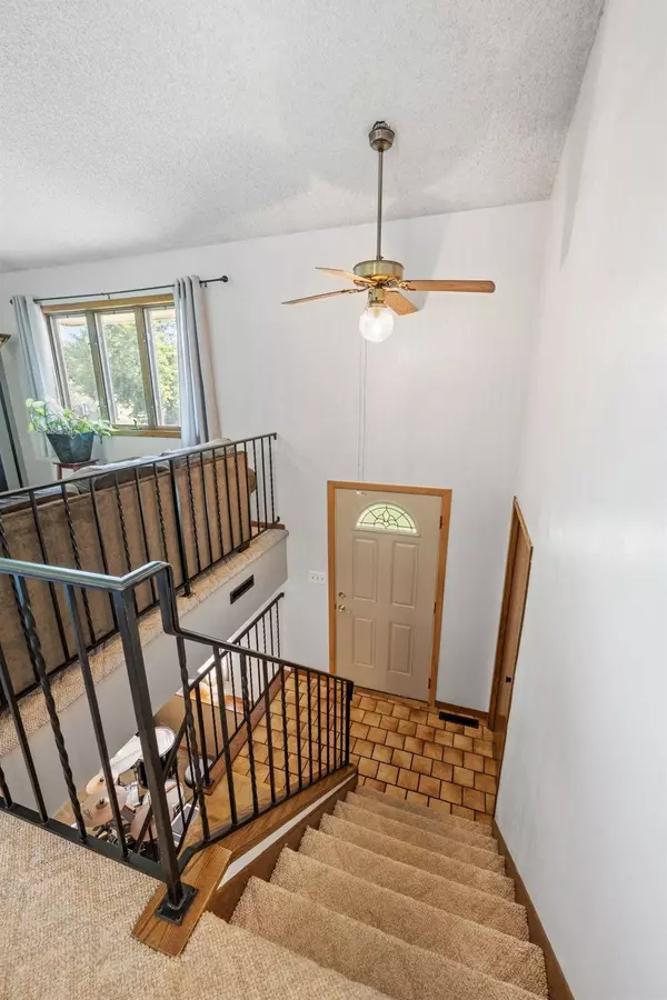 Brooklyn Park, MN 55443,5610 84 1/2 AVE N