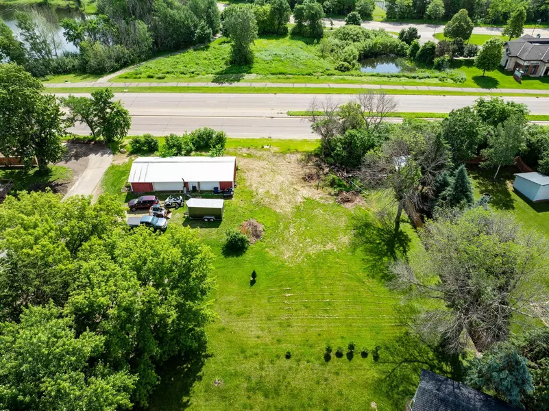 1096 Woodbury Dr, Woodbury, MN 55125