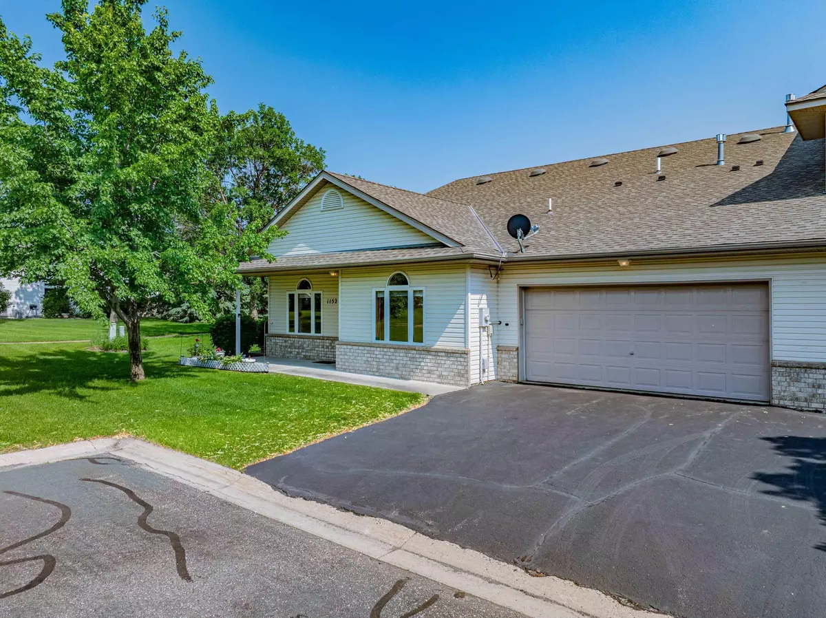 Chaska, MN 55318,1152 Crystal PL W
