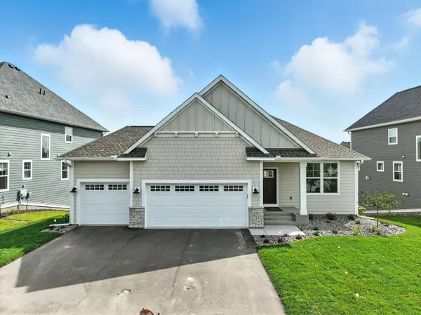10180 Shadyview LN N, Maple Grove, MN 55311