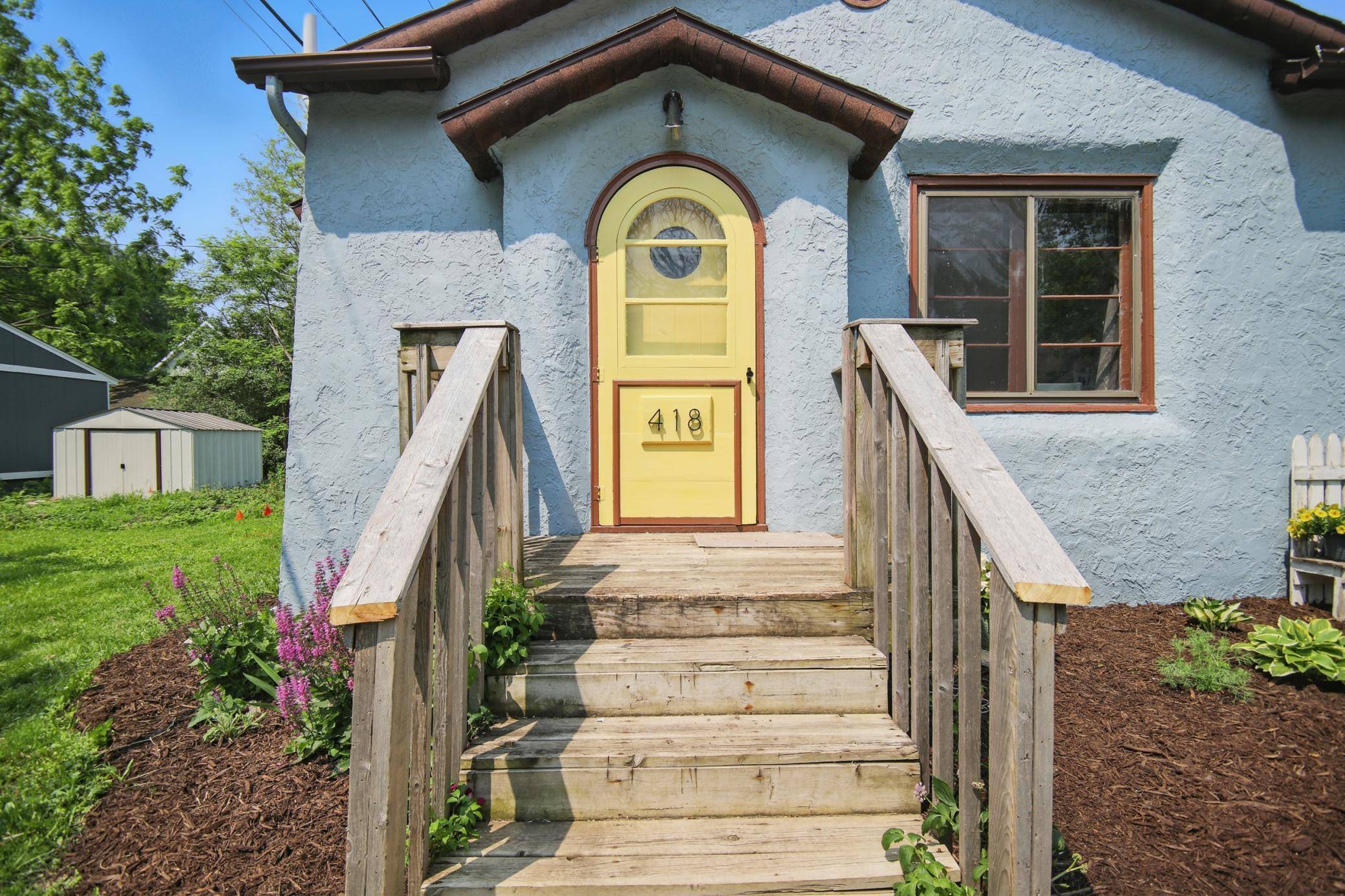 Owatonna, MN 55060,418 Lincoln AVE