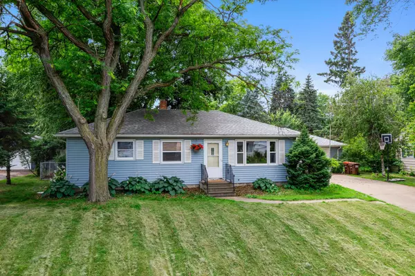 6149 Garbe AVE, Woodbury, MN 55125