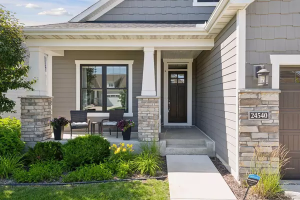Shorewood, MN 55331,24540 Niblick Alcove