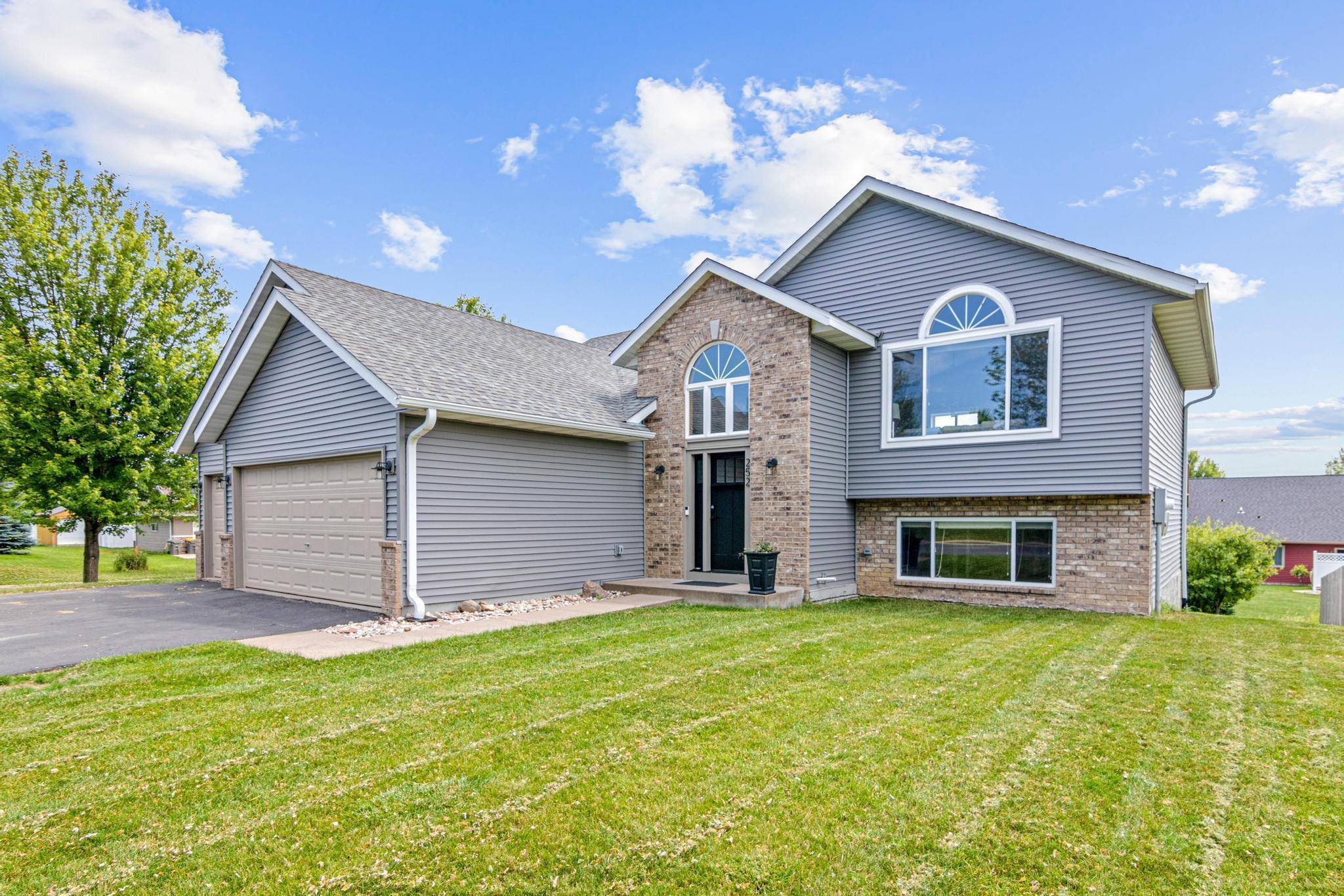 Baldwin, WI 54002,252 Birch ST