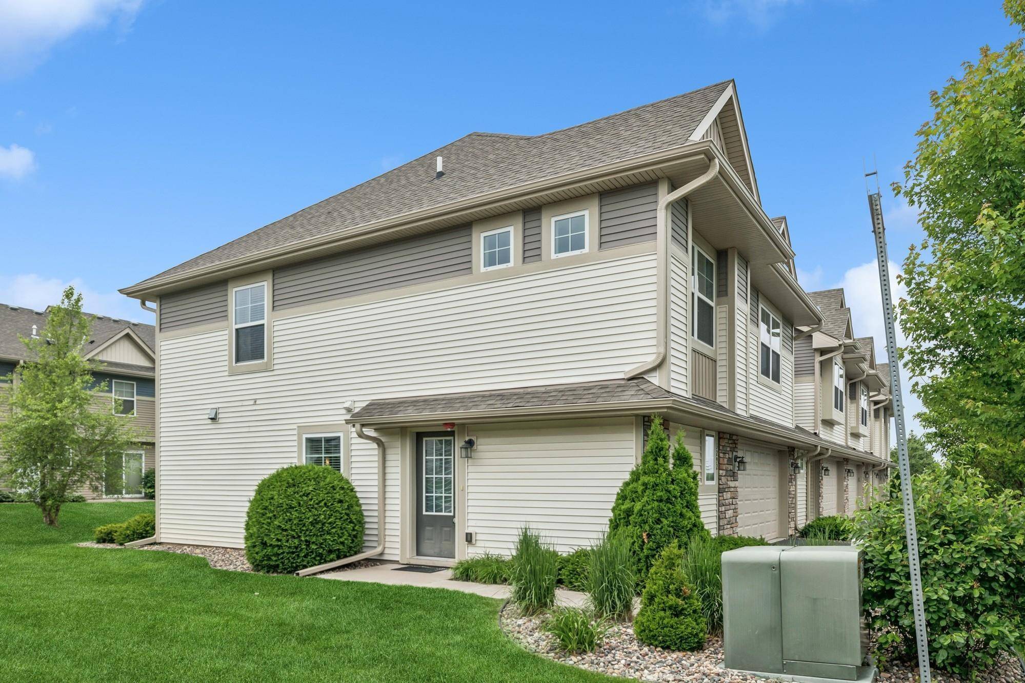 Woodbury, MN 55129,3292 Lakewood TRL