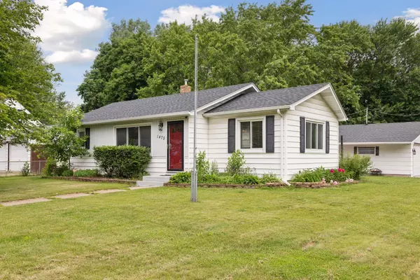 1475 Eldridge AVE E, Maplewood, MN 55109