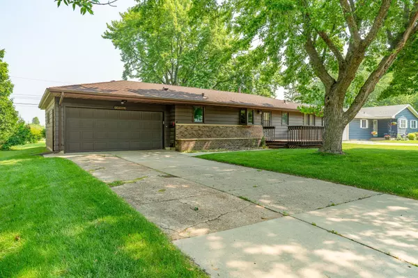 Albert Lea, MN 56007,1510 Plainview LN