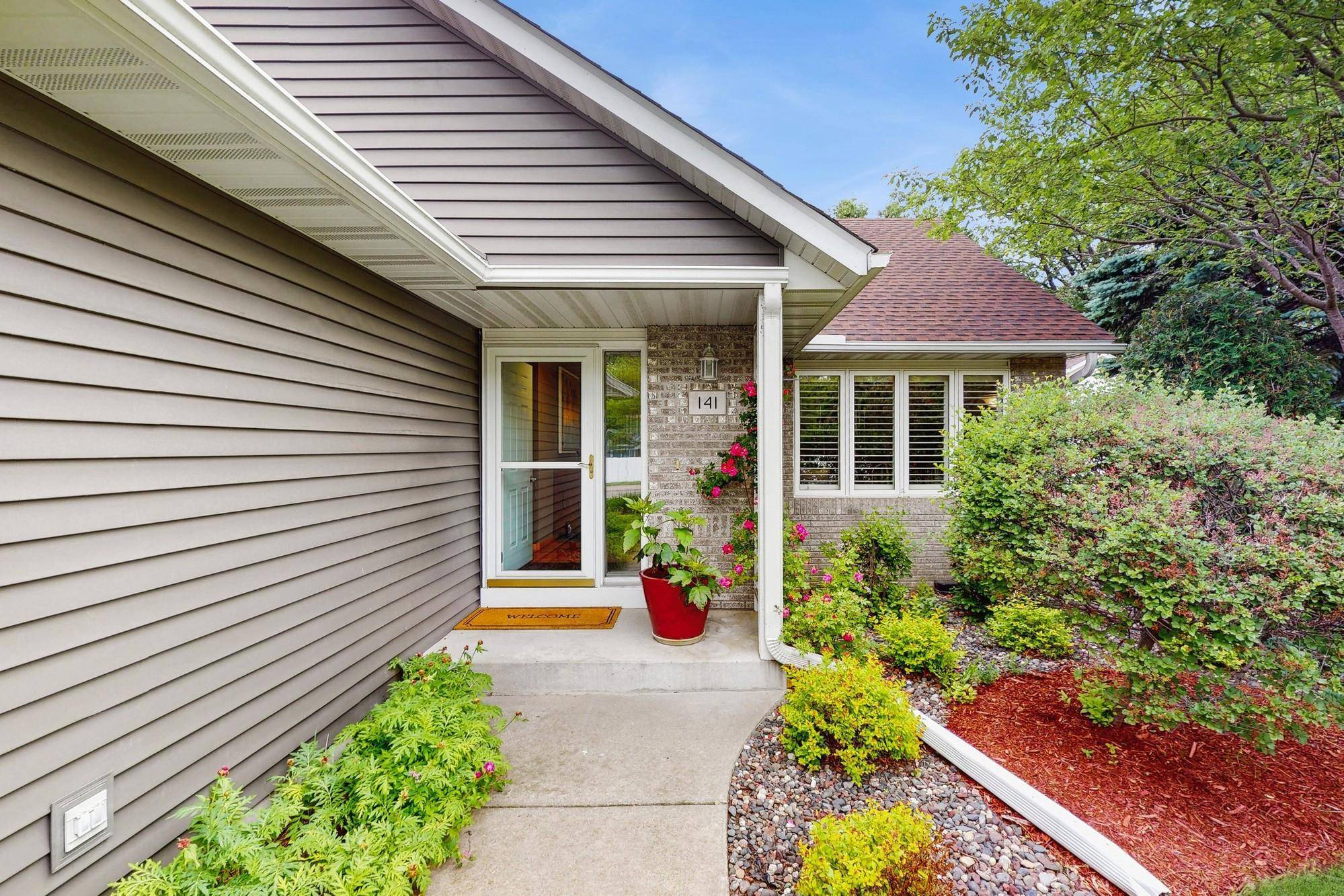 Big Lake, MN 55309,141 Hiawatha AVE W
