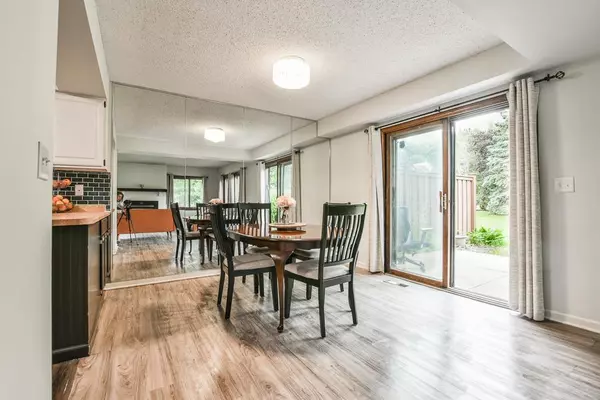 Woodbury, MN 55125,7097 Robinwood Bay