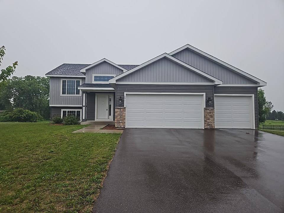 Cambridge, MN 55008,591 Alaska LOOP
