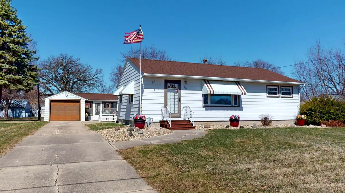 Albert Lea, MN 56007,715 S 3rd AVE