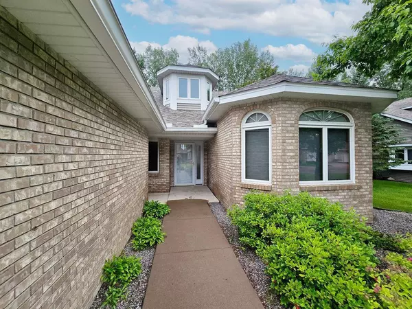 Shoreview, MN 55126,1207 Silverthorn CT