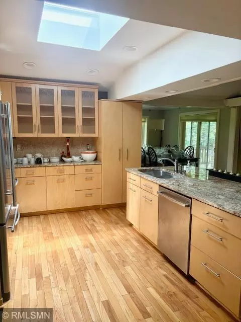 Minnetonka, MN 55305,13708 Wood LN