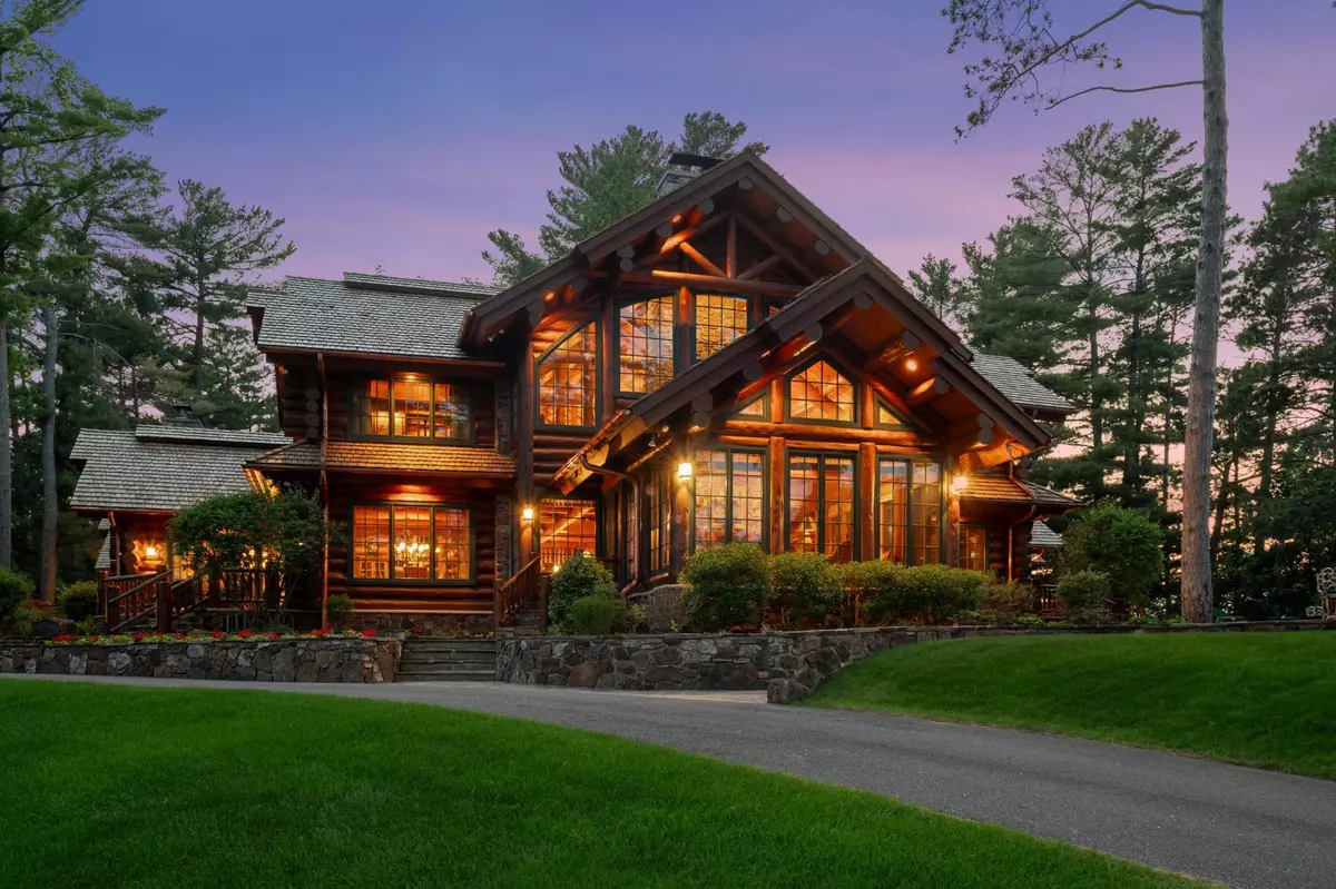 Pequot Lakes, MN 56472,36463 Butternut Point RD