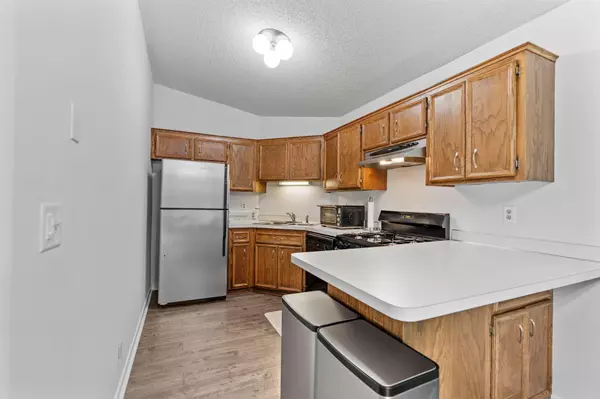 Eden Prairie, MN 55347,14258 Towers LN