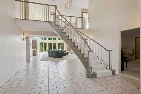 Eden Prairie, MN 55344,6541 Beach RD