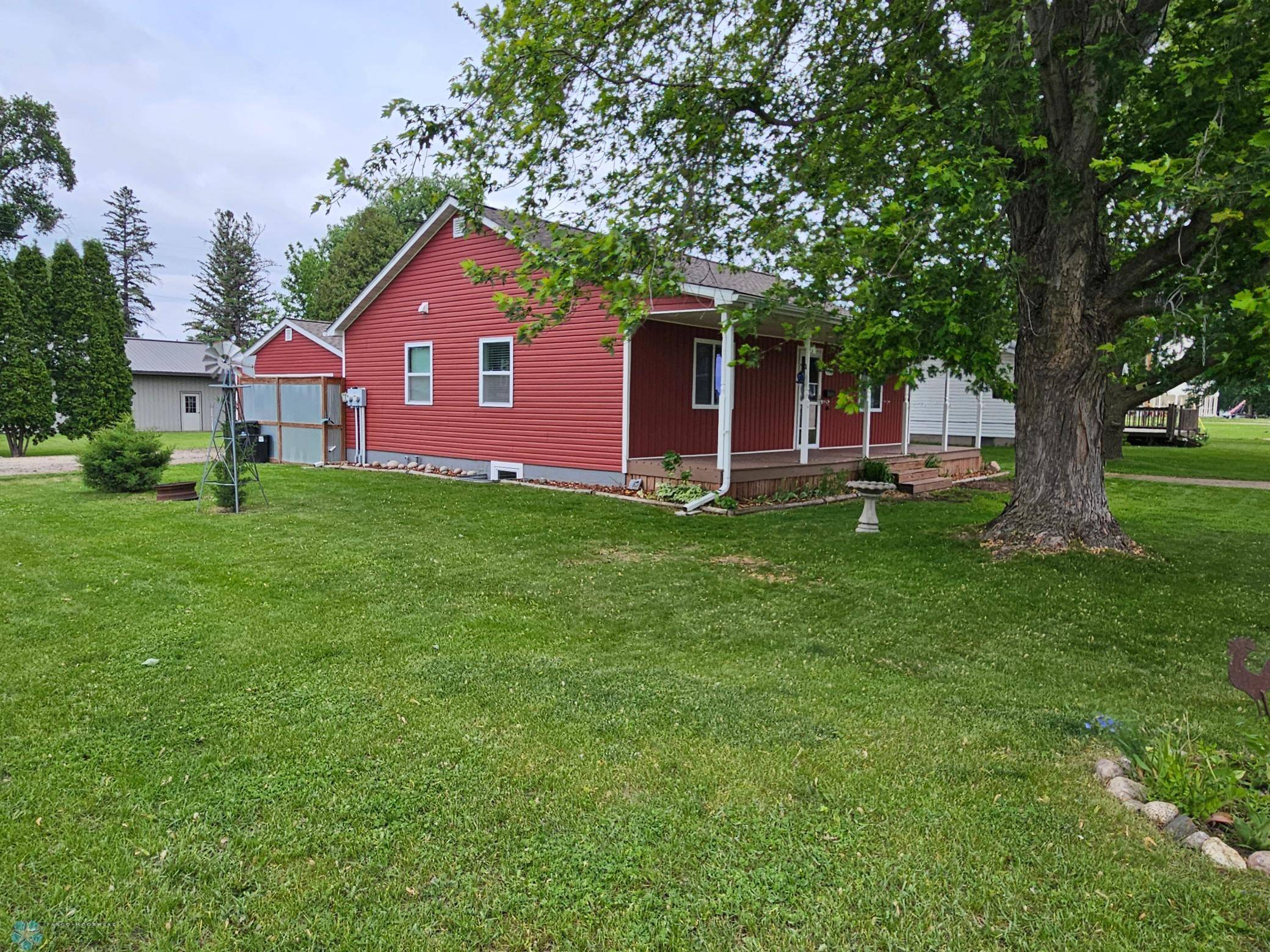 Hitterdal, MN 56552,112 Lincoln ST