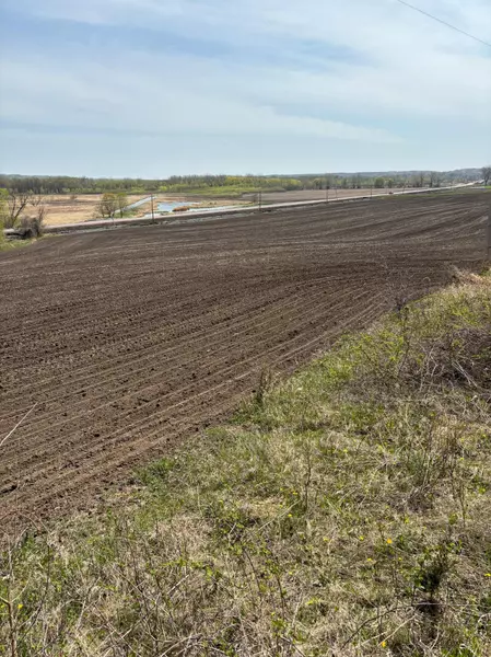 32065 Scenic Byway RD, Henderson, MN 56044