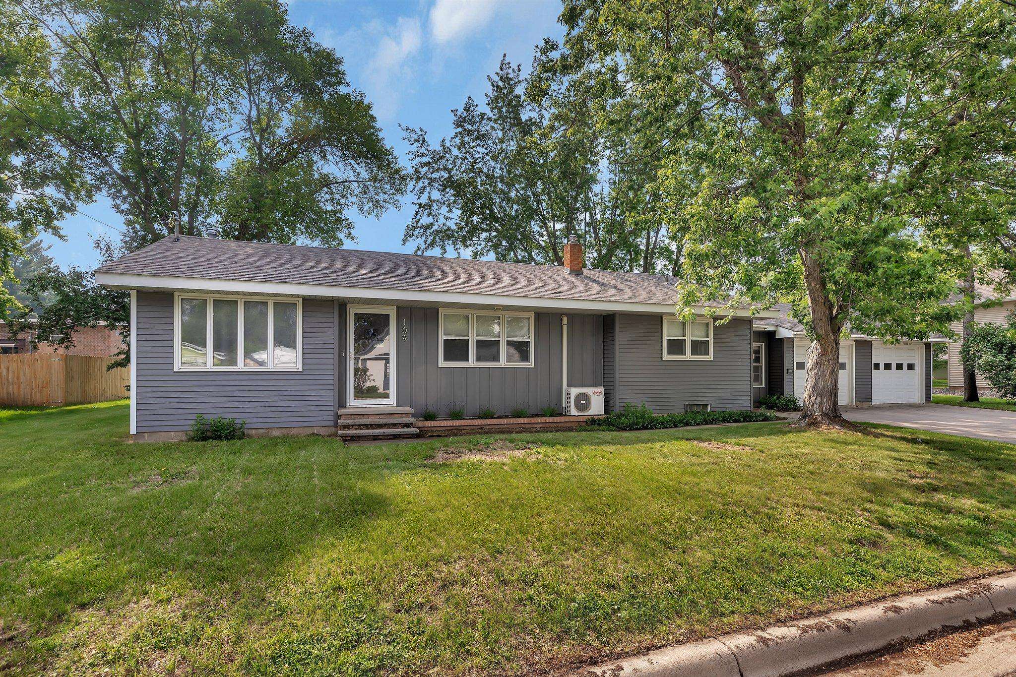 109 1st AVE SE, Saint Joseph, MN 56374