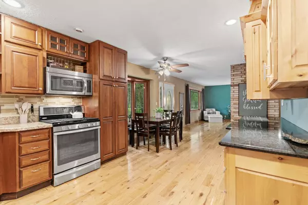 Brooklyn Park, MN 55444,7924 W River RD