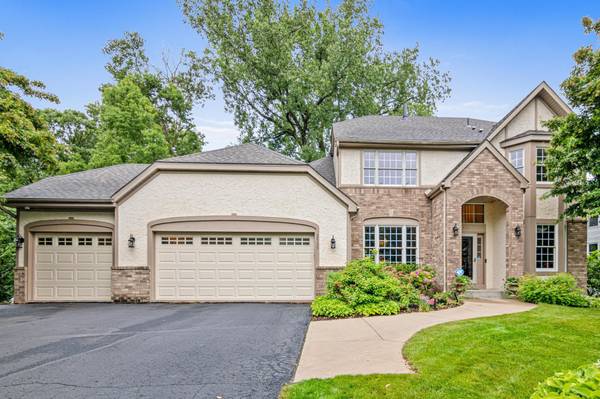 2535 Haverton RD, Mendota Heights, MN 55120