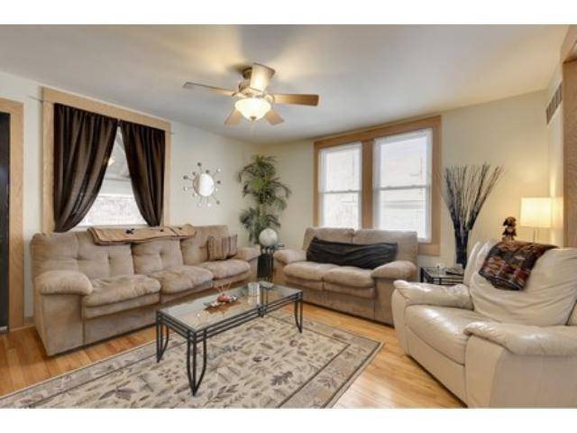 1815 Clinton AVE #2, Minneapolis, MN 55404