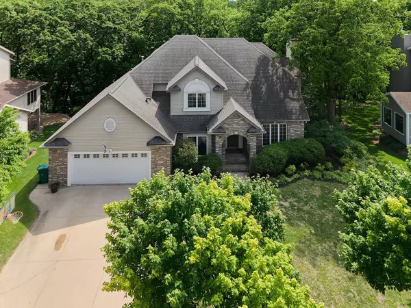 Rochester, MN 55906,1804 Northern Viola LN NE