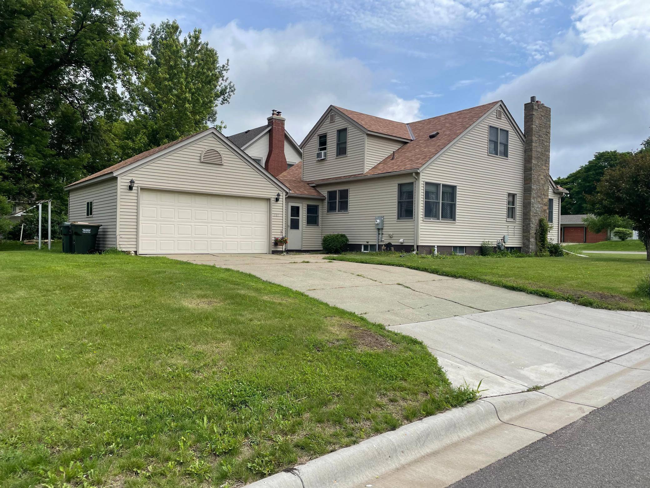 201 5th ST, Albany, MN 56307