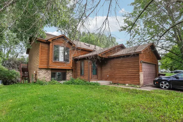 Oakdale, MN 55128,1360 Granite LN N