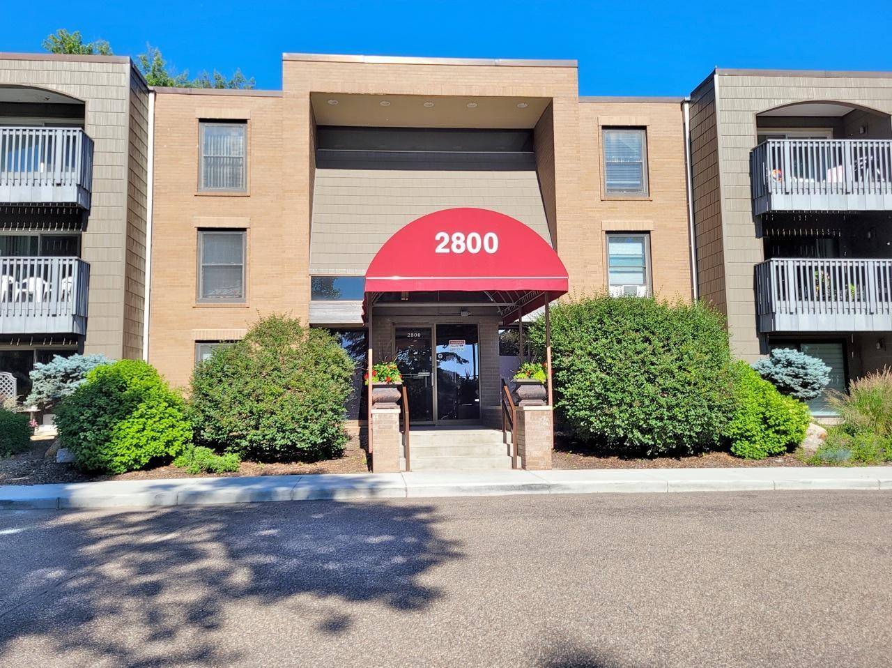 Roseville, MN 55113,2800 Hamline AVE N #336