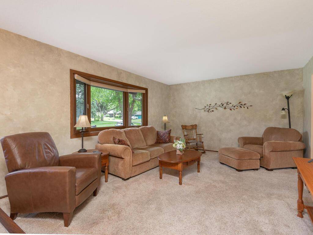 Burnsville, MN 55337,2208 E 115th ST
