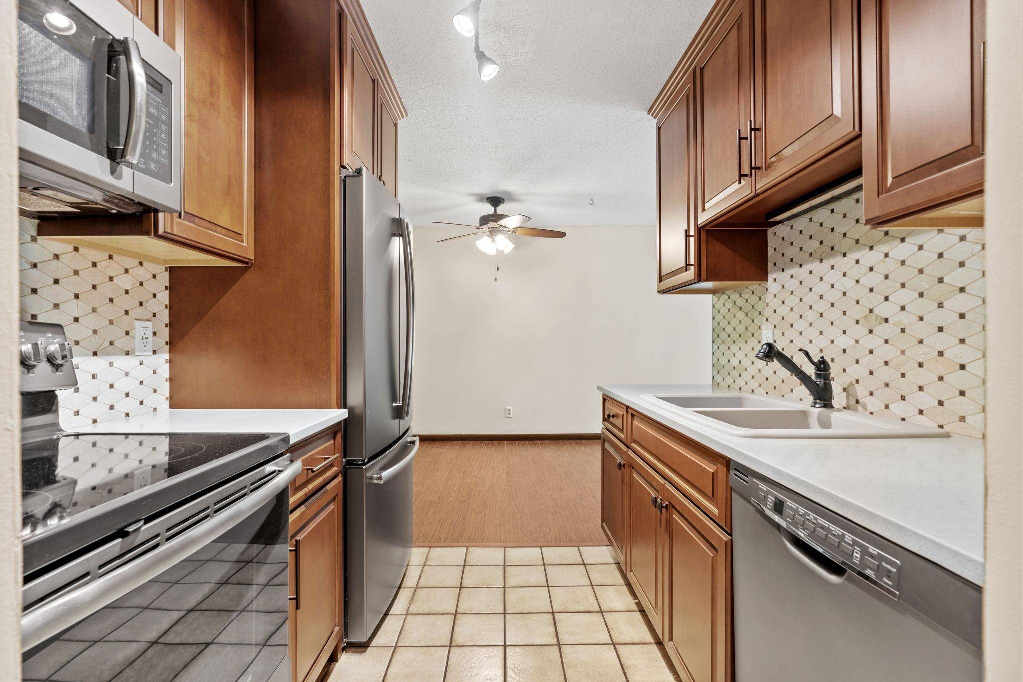 New Hope, MN 55427,2801 Flag AVE N #314