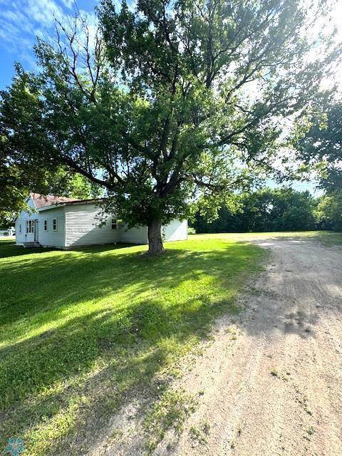 Mahnomen, MN 56557,857 N Main ST