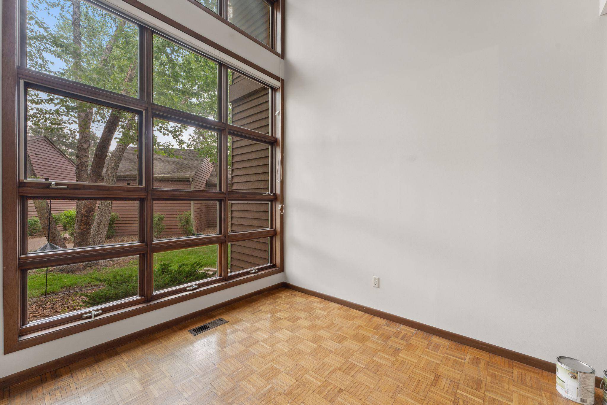 Saint Paul, MN 55108,1369 Spencer RD W