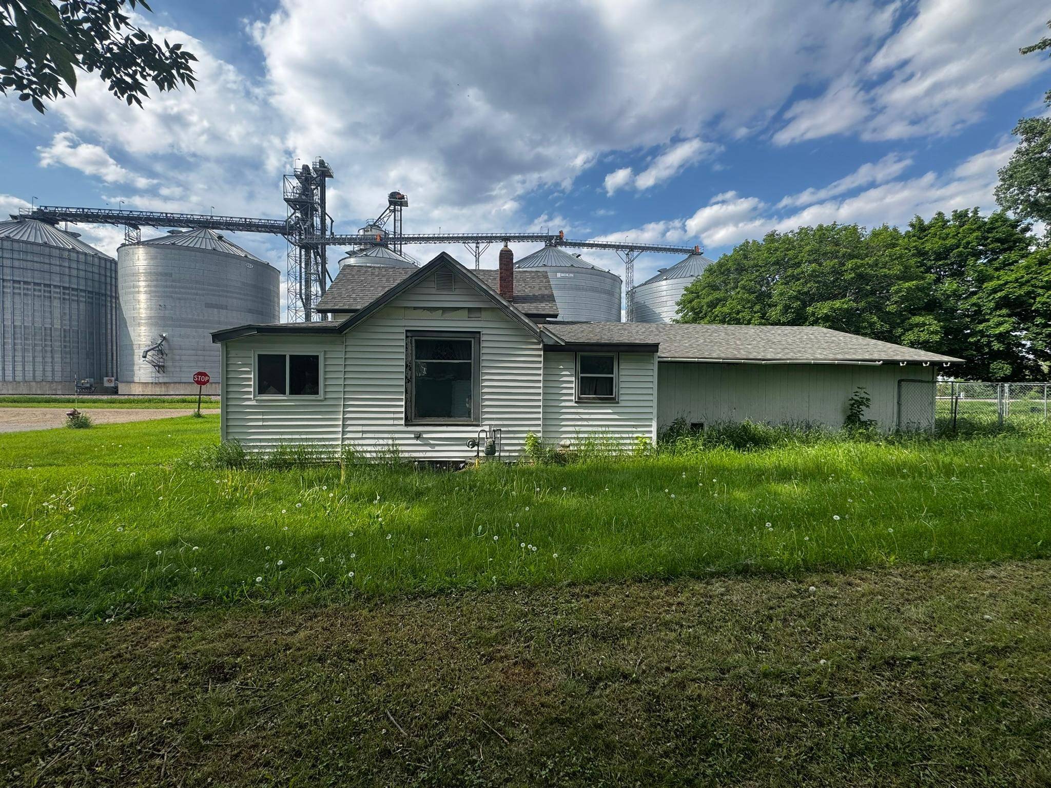 Sacred Heart, MN 56285,201 Harrison AVE