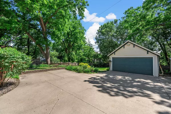 Owatonna, MN 55060,123 Franklin AVE